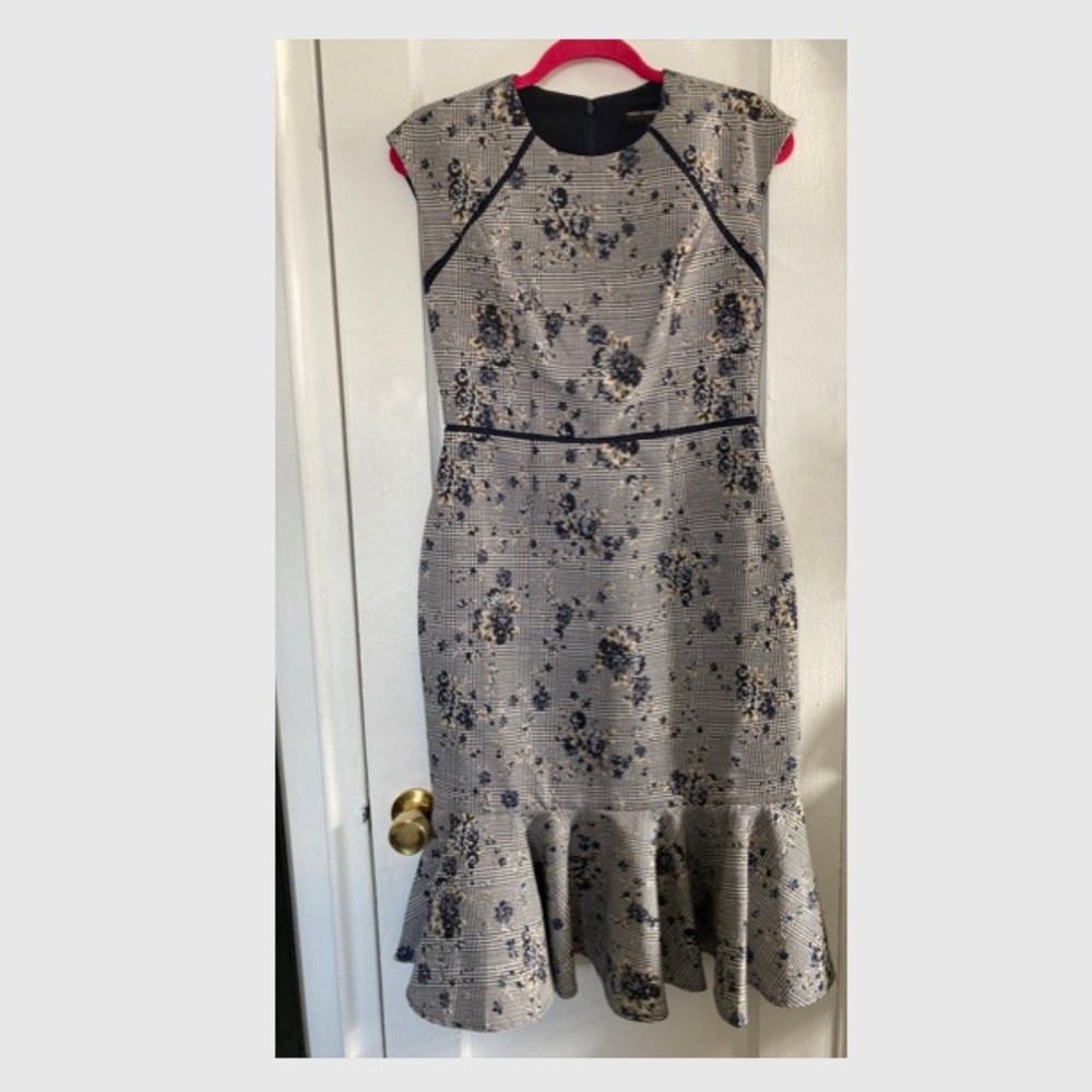 Maggy London dress 4 Trumpet Hemline